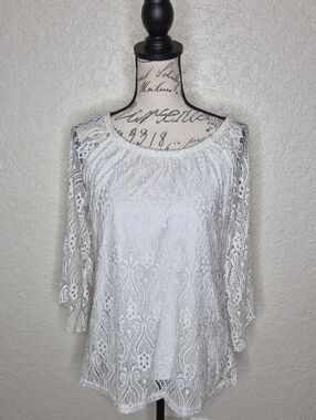 Leshop Lace Top with 3/4 Sleeves Size S